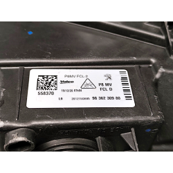Peugeot 3008 II Lampa Przednia Prawa DRL OE 9836230980