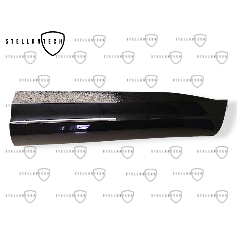 Opel Grandland X Listwa Drzwi Prawa Przód OE 9840296877 984029681T Opel Grandland X Listwa Drzwi Prawa Przód OE 9840296877 984029681T
