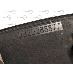 Peugeot 3008 II Listwa Ozdobna Błotnika Prawy Przód OE 9825288877 98252888XT